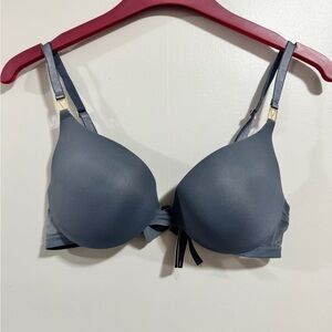 36C Victoria Secret Woman’s Bra